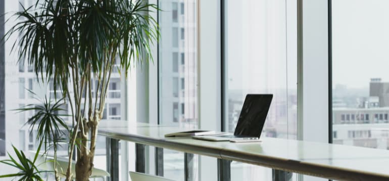 Comment parfumer son bureau pour stimuler la bonne humeur et la créativité ?