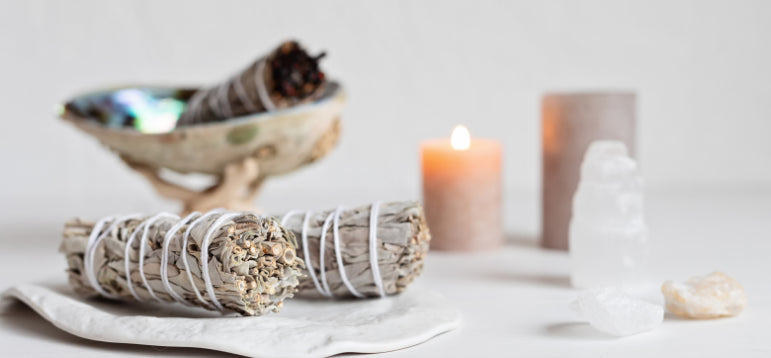 Le rôle de la sauge blanche dans la purification de la maison