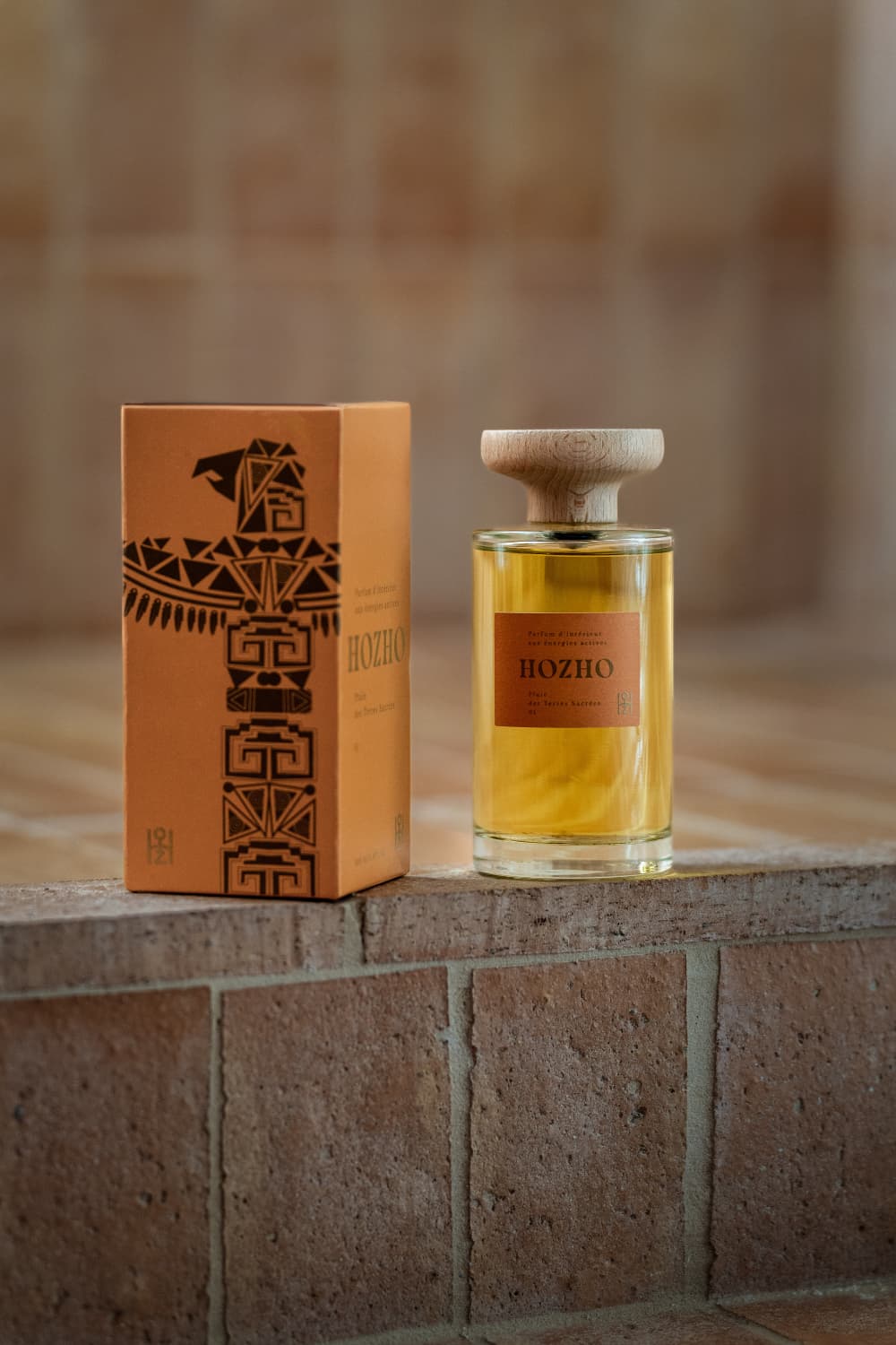 Parfum interieur terres sacrees amerindiennes bouteille et boite