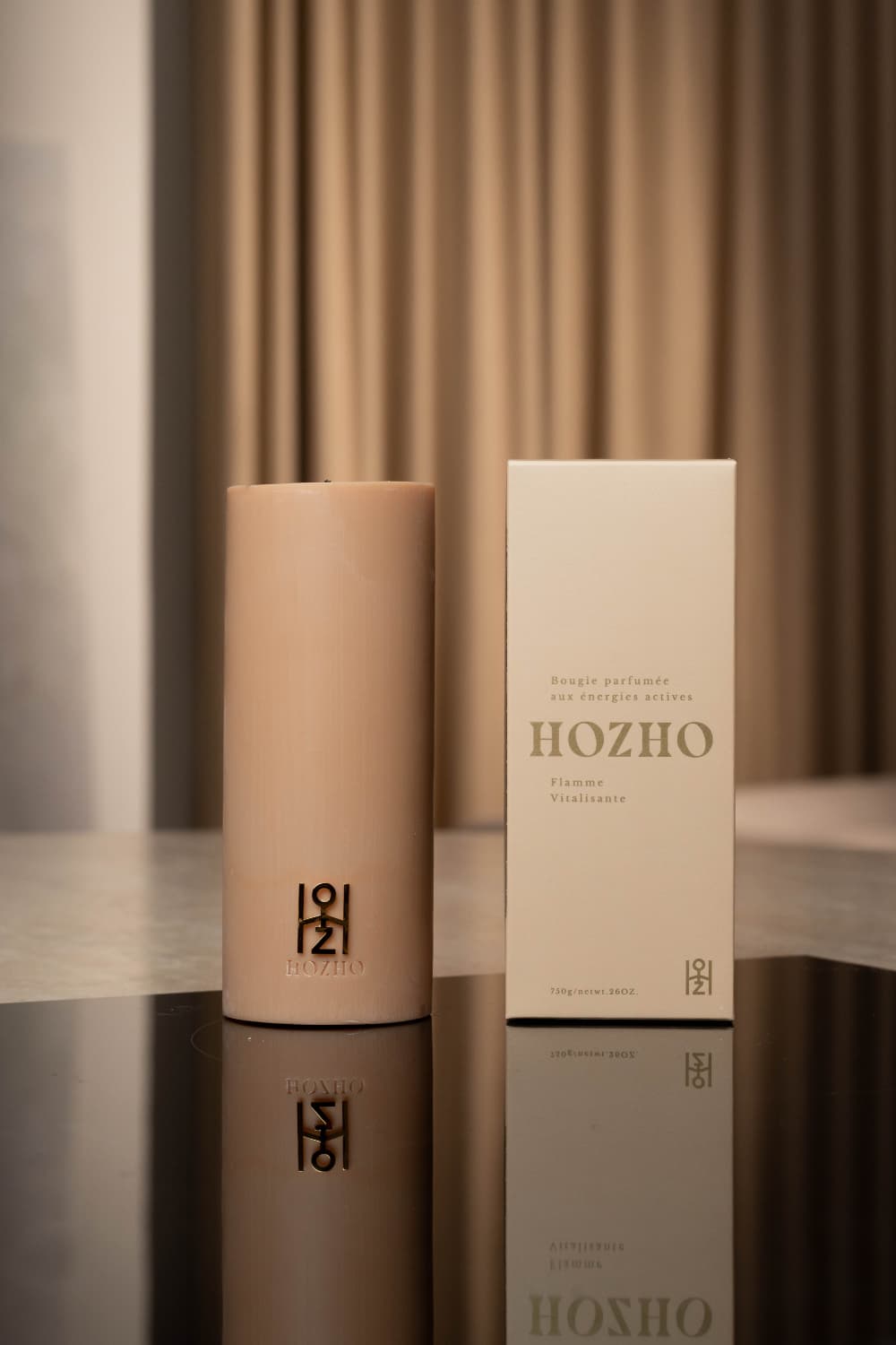 Bougie Vitalisante M Box - Soin parfumé HOZHO aux énergies actives pour la maison et le corps