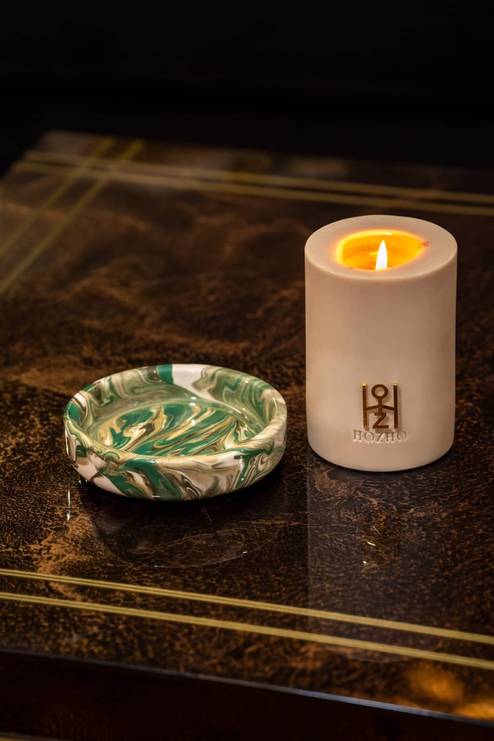 Socle Bougie P 1 - Soin parfumé HOZHO aux énergies actives pour la maison et le corps