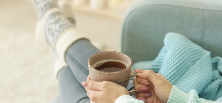 Nettoyage énergétique de la maison : les rituels indispensables pour vivre mieux au quotidien