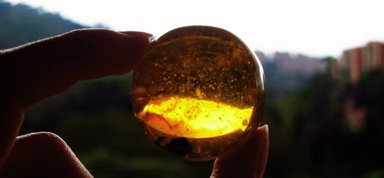 Les vertus spirituelles de l’ambre